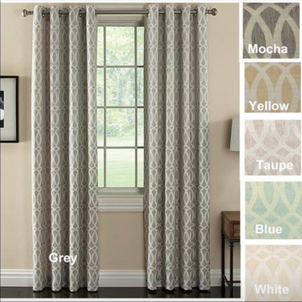 Curtains! 4 panels!